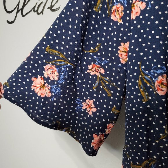 Altar'd State Navy Polka Dot Floral Shorts Romper, M - Picture 9 of 9